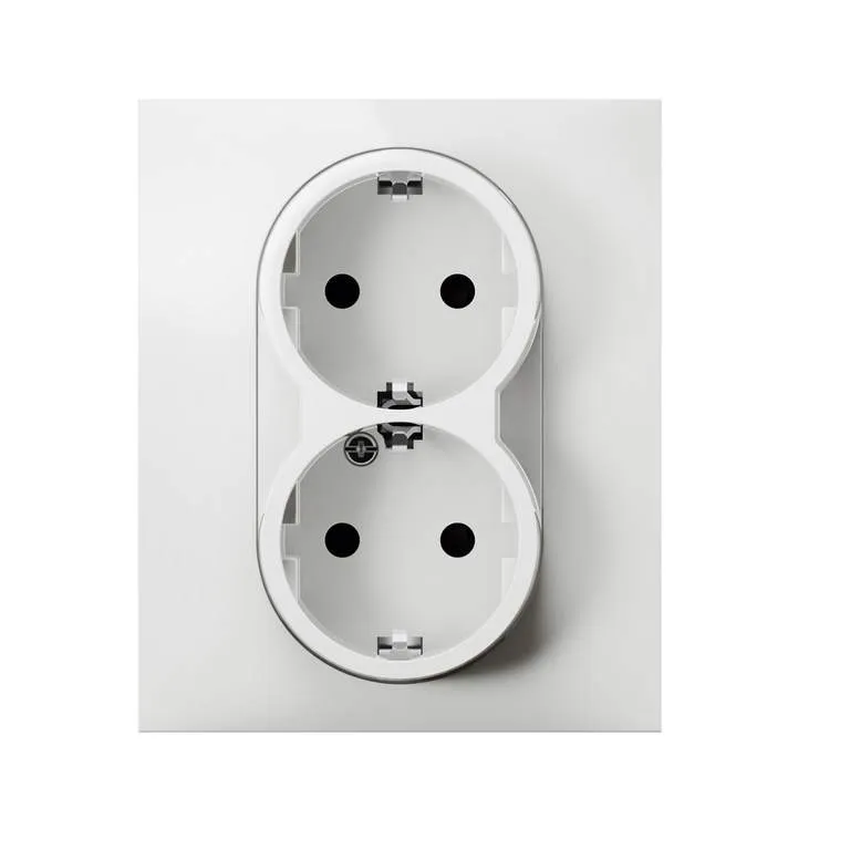 Розетка двойная 2х2К+З Legrand Suno 721126
