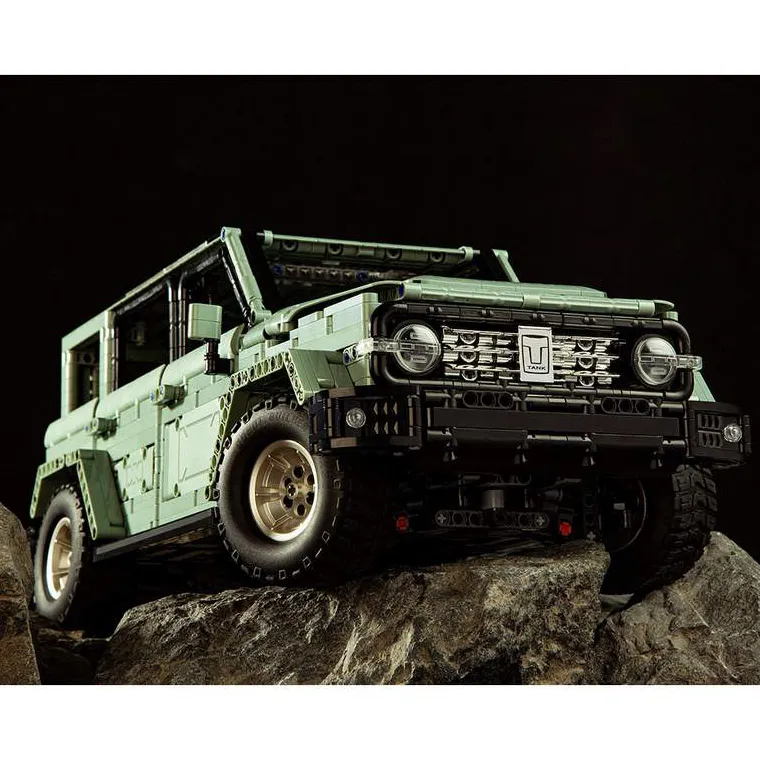Конструктор ONEBOT Building Block Off-Road Vehicle-Tank 300 580+ OBTK300CH